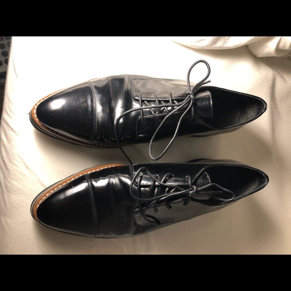 VINCE PLATFORM LACE UP LOAFER